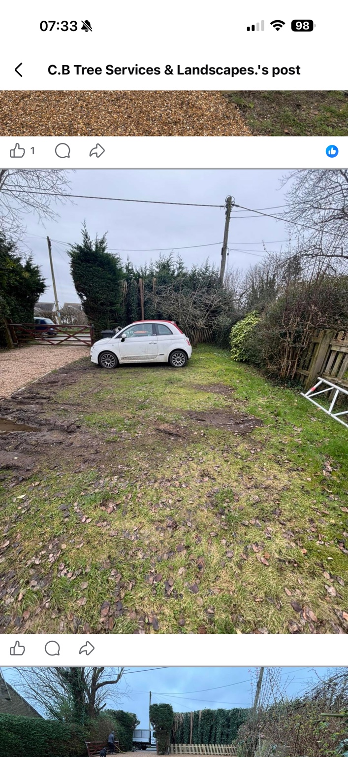 Original grass and parking area before the Kensworth driveway extension